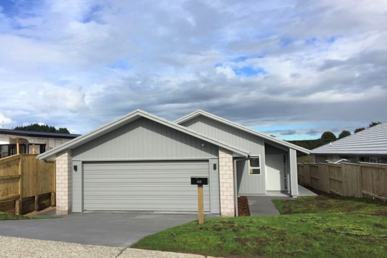 Photo of property in 46 Puhirake Crescent, Pyes Pa, Tauranga, 3112