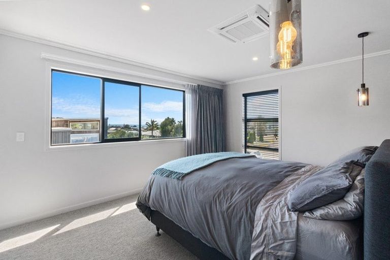 Photo of property in 42 Browns Drive, Waihi Beach, 3611