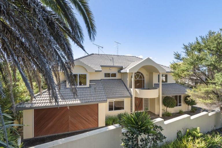 Photo of property in 128 Onetaunga Road, Chatswood, Auckland, 0626