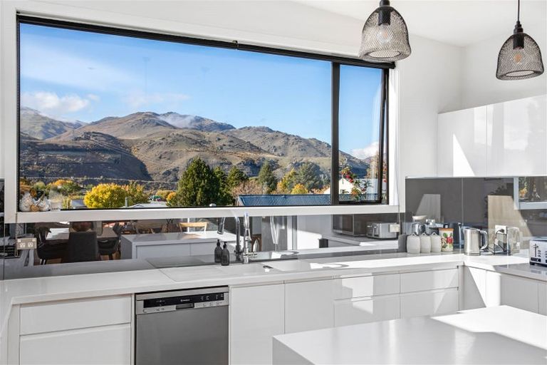 Photo of property in 39a Melmore Terrace, Cromwell, 9310