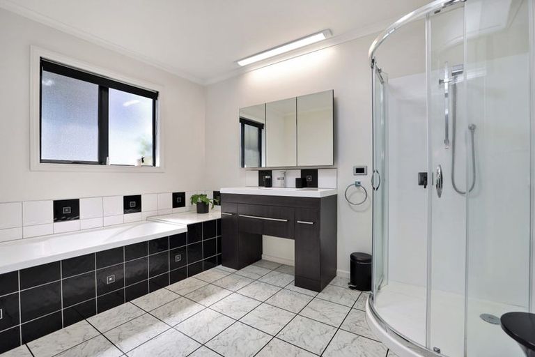 Photo of property in 2 Ludlow Drive, Huntingdon, Ashburton, 7774