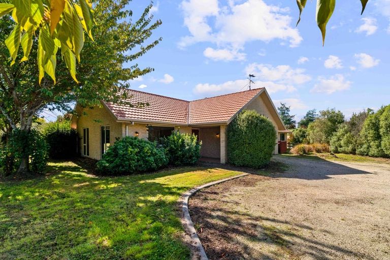 Photo of property in 26 Waterbridge Way, Rolleston, 7614