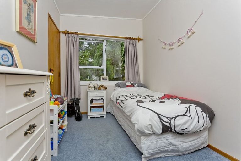 Photo of property in 34 Schnapper Rock Road, Schnapper Rock, Auckland, 0632