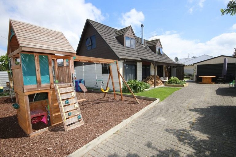 Photo of property in 162 Mcmurdo Street, Tinwald, Ashburton, 7700