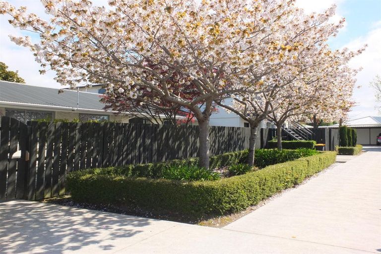 Photo of property in 45 Whitmore Street, Edgeware, Christchurch, 8013