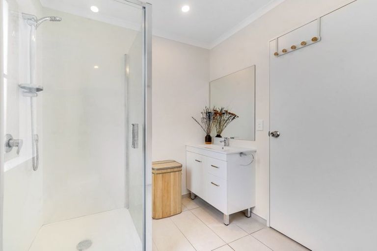 Photo of property in 7 Saddleback Crescent, Papakura, 2110