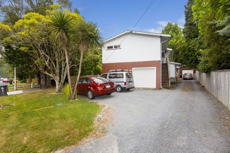 Photo of property in 2/54 Akatarawa Road, Brown Owl, Upper Hutt, 5018
