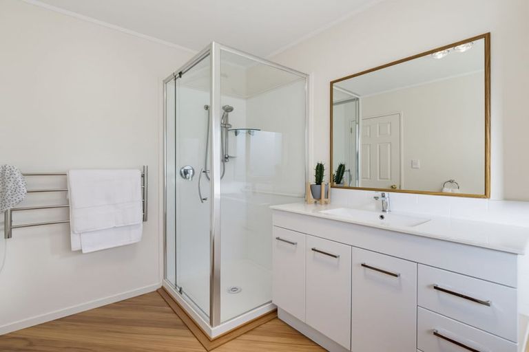Photo of property in 36 Stewart Gibson Place, Manurewa, Auckland, 2105