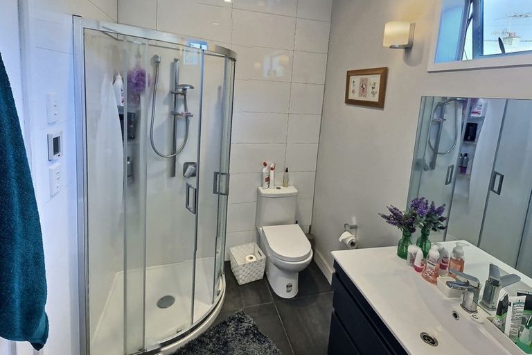 Photo of property in 39 Kiwi Street, Alicetown, Lower Hutt, 5010