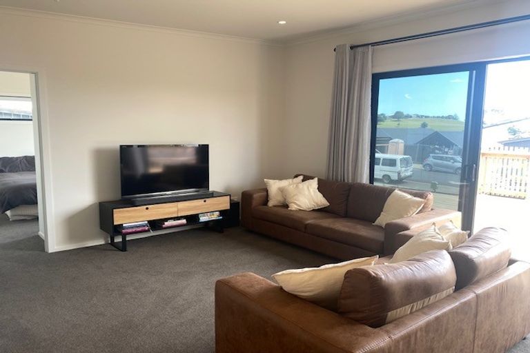 Photo of property in 33 Omahina Street, Raglan, 3225