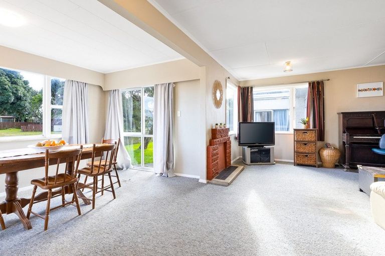 Photo of property in 4 Arawhata Road, Paraparaumu, 5032