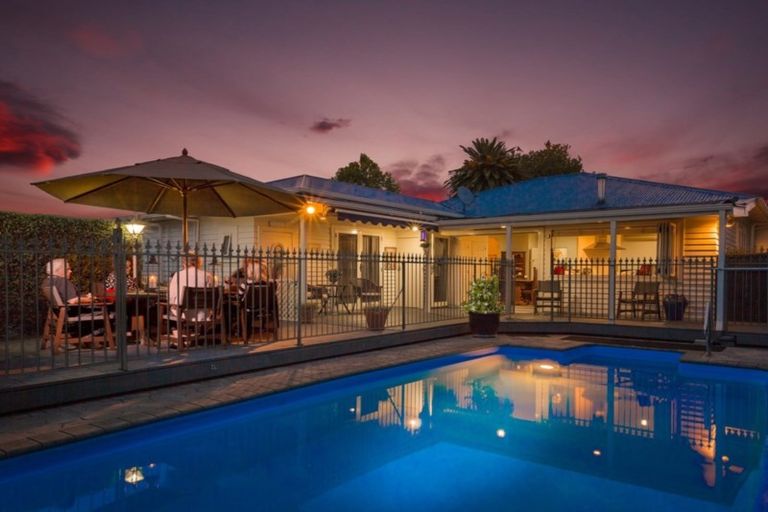 Photo of property in 119 Georges Drive, Napier South, Napier, 4110