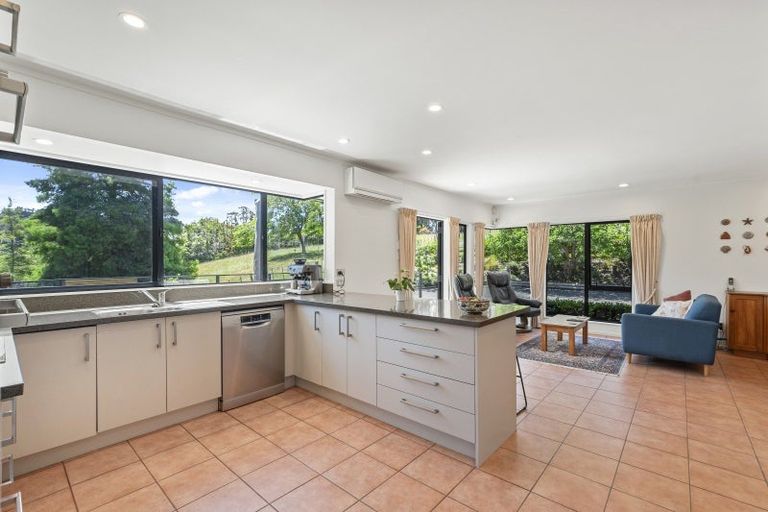 Photo of property in 300 Hunua Road, Hunua, Papakura, 2583