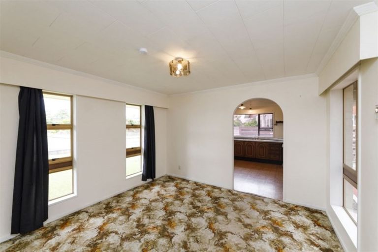 Photo of property in 12 Geraldine Crescent, Cloverlea, Palmerston North, 4412