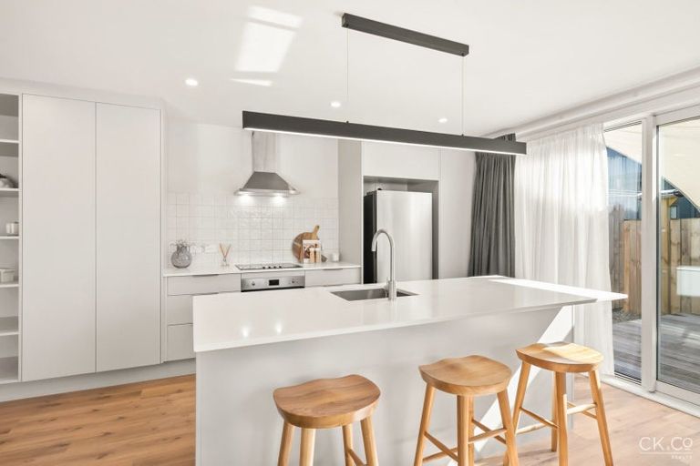 Photo of property in 30 Nile Street, Waterloo, Lower Hutt, 5011