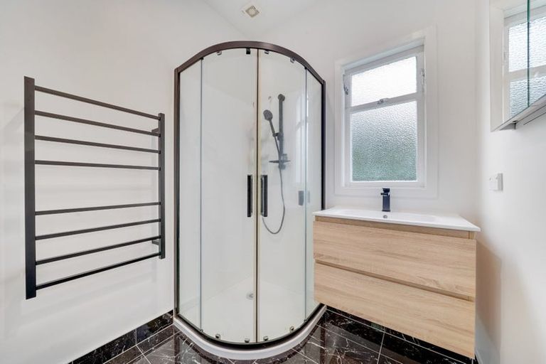 Photo of property in 142d Rangitoto Road, Papatoetoe, Auckland, 2025