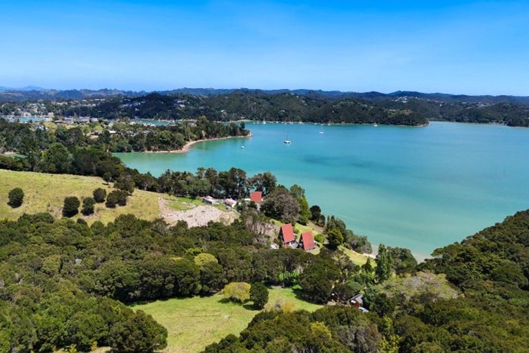 Photo of property in 206 Aucks Road, Okiato, Russell, 0272