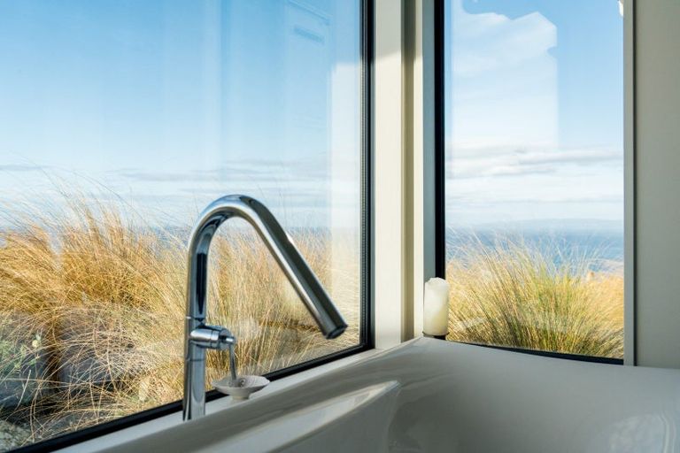 Photo of property in 25 Highgrove, Saint Clair, Dunedin, 9012