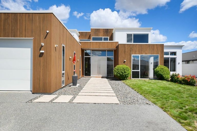 Photo of property in 33 Roy Hilton Drive, Flagstaff, Hamilton, 3210