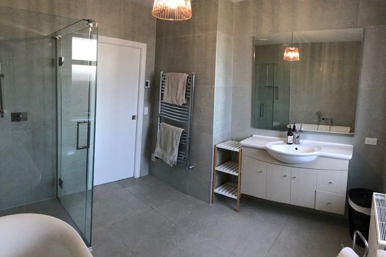 Photo of property in 18 Ernest Place, Brightwater, 7022