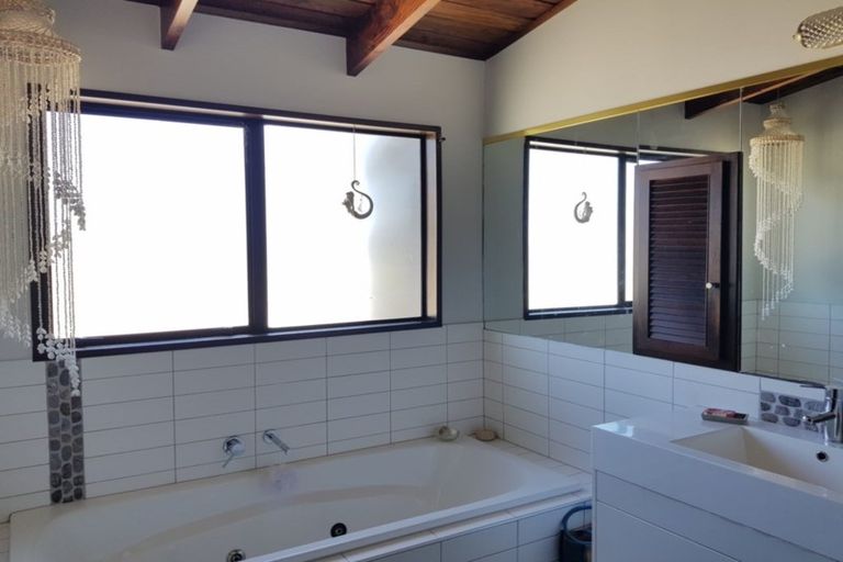 Photo of property in 45 Mclean Road, Waipu, 0582