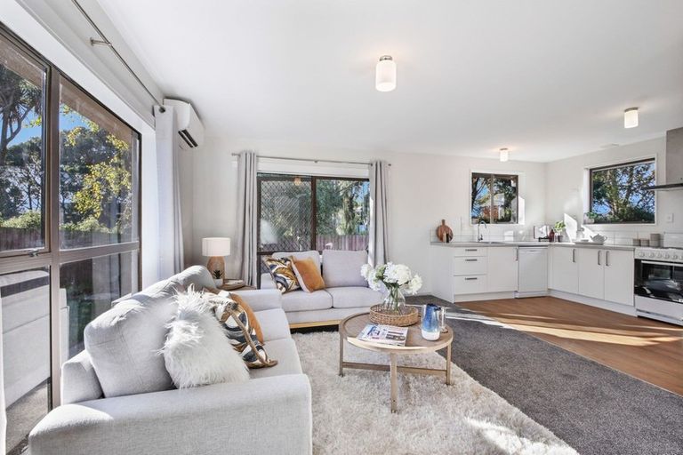 Photo of property in 2/1 Gates Lane, Woolston, Christchurch, 8023