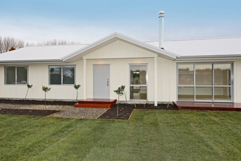 Photo of property in 14 Cape Grove, Haumoana, 4180