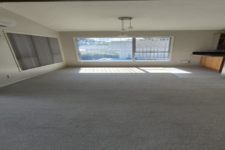 Photo of property in 1 Koromiko Place, Waiuku, 2123