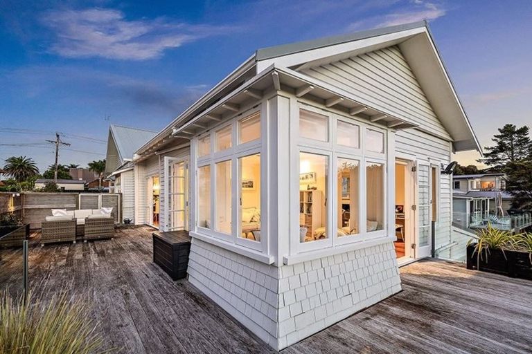 Photo of property in 186 Kauri Road, Whenuapai, Auckland, 0618