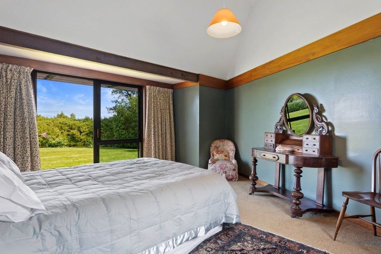 Photo of property in 12 Bankview Place, Amberley, 7410