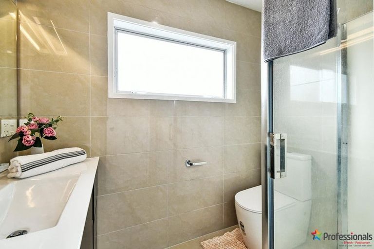 Photo of property in 60 Wakefield Road, Favona, Auckland, 2024