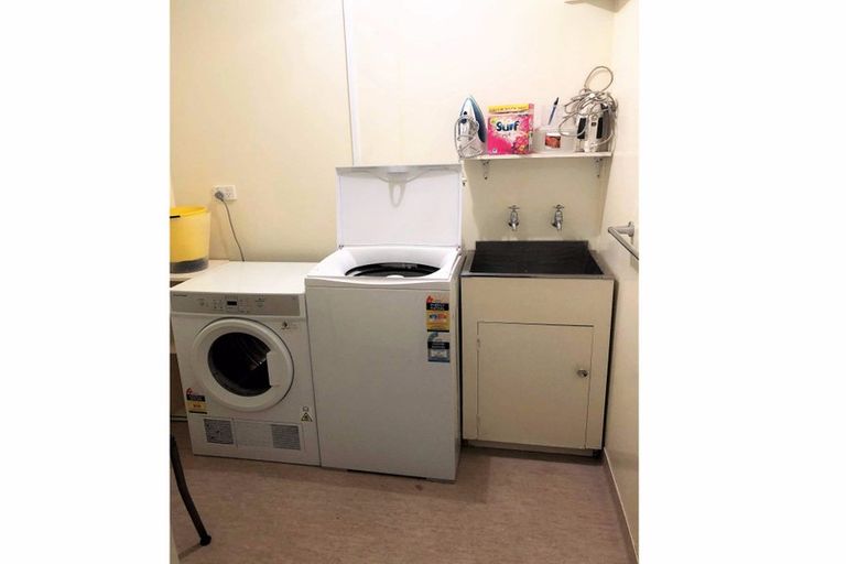 Photo of property in 5b Queen Street, Mosgiel, 9024