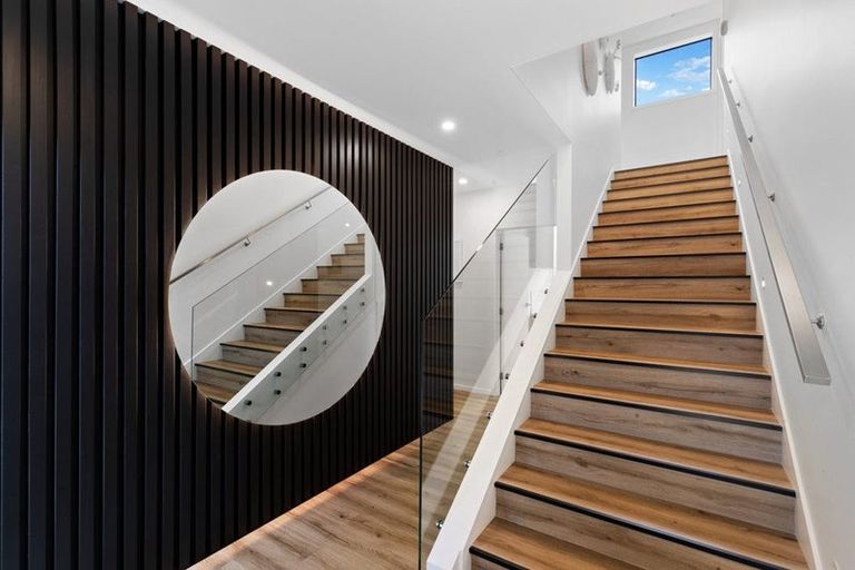 Photo of property in 60 Muster Road, Jacks Point, 9371