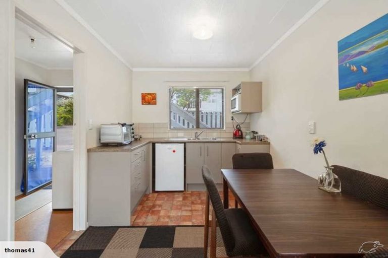Photo of property in 11a Gillies Avenue, Taupo, 3330