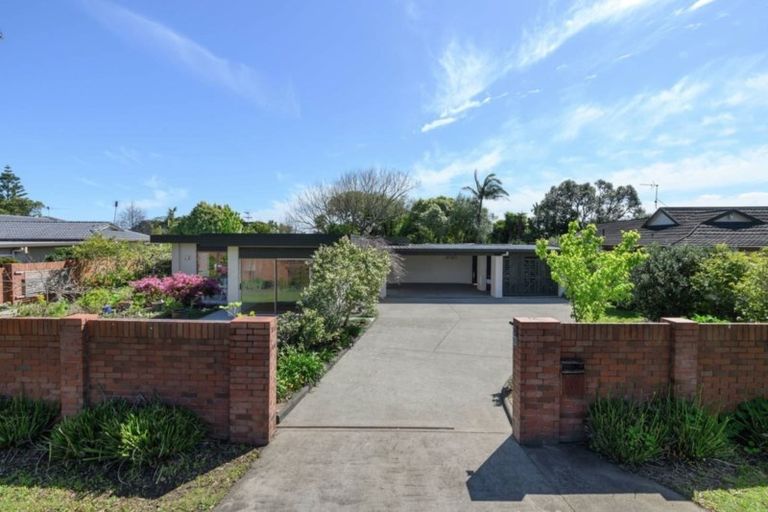 Photo of property in 133 Fisher Parade, Sunnyhills, Auckland, 2010
