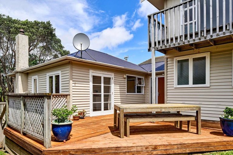 Photo of property in 72 Rawhiti Road, Pukerua Bay, 5026