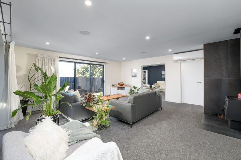 Photo of property in 200b Queen Street, Waimate, 7924