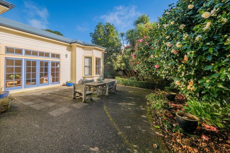 Photo of property in 32 Woodland Road, Johnsonville, Wellington, 6037