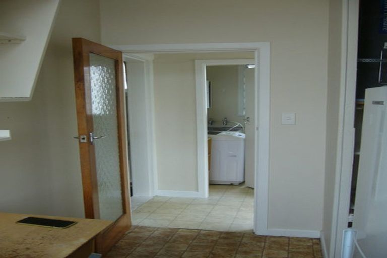 Photo of property in 26 Macdonald Crescent, Te Aro, Wellington, 6011