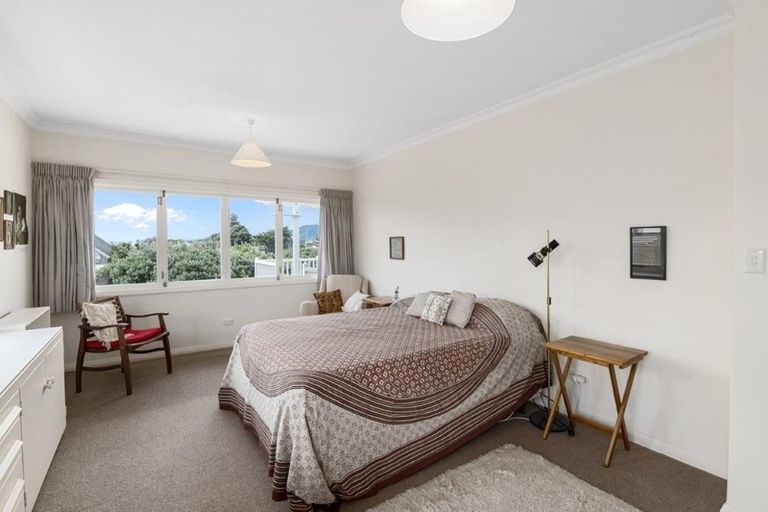 Photo of property in 12 Heperi Street, Waikanae Beach, Waikanae, 5036