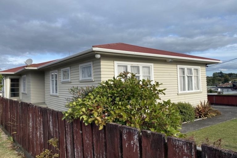 Photo of property in 24 Watene Crescent, Waitara, 4320