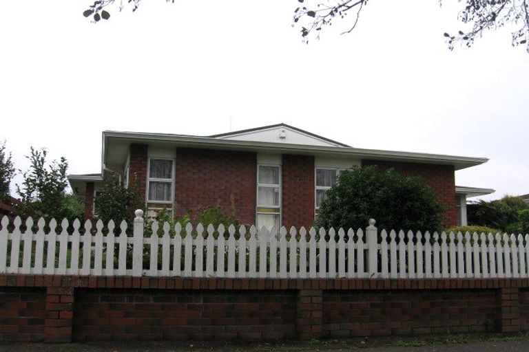 Photo of property in 28 Meadowbrook Drive, Cloverlea, Palmerston North, 4412