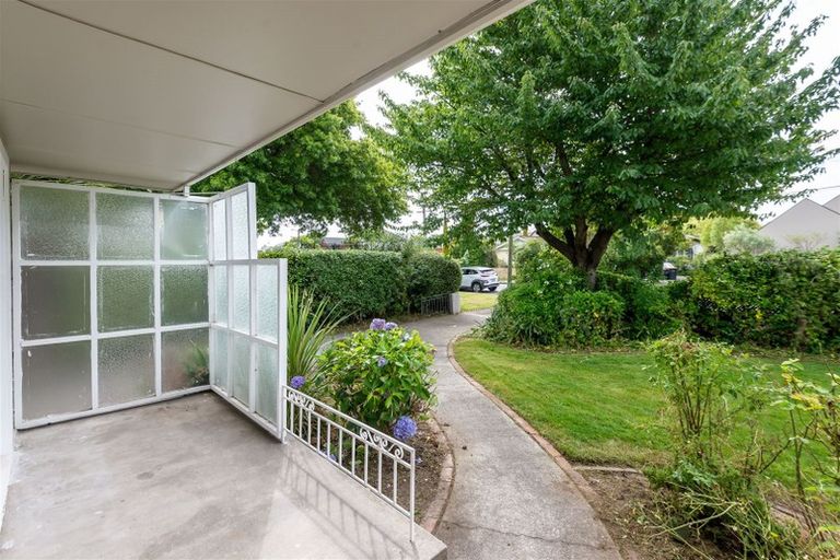 Photo of property in 126 Jeffreys Road, Strowan, Christchurch, 8052