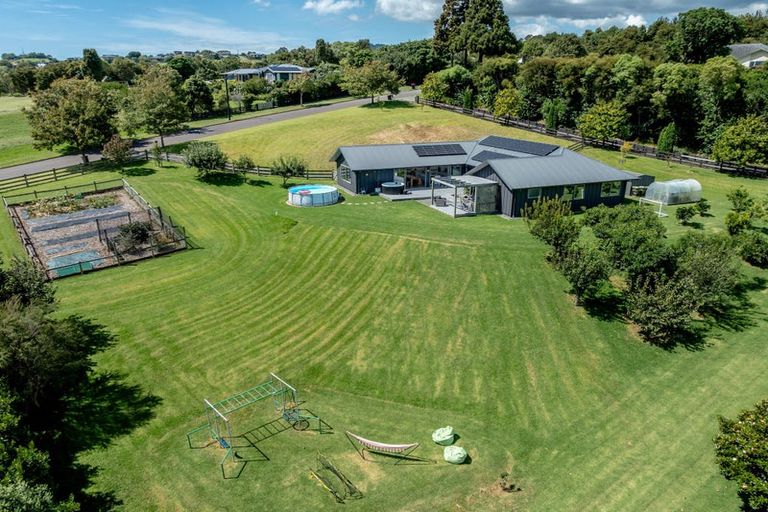 Photo of property in 20 Riverstone Drive, Welcome Bay, Tauranga, 3112