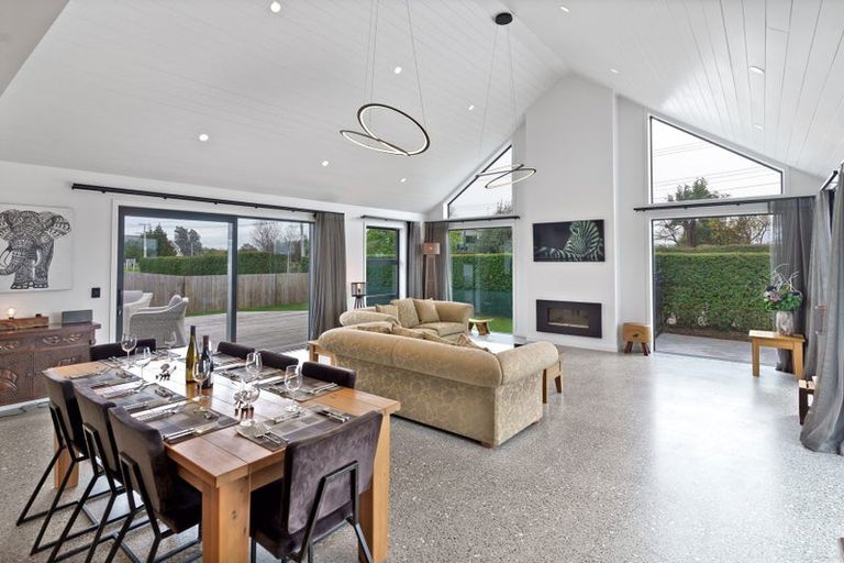 Photo of property in 30 Princess Street, Martinborough, 5711