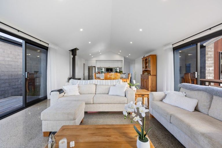 Photo of property in 110 Stockman Road, Tikorangi, Waitara, 4383