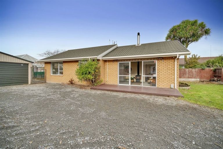 Photo of property in 2/40 Wilson Street, Islington, Christchurch, 8042