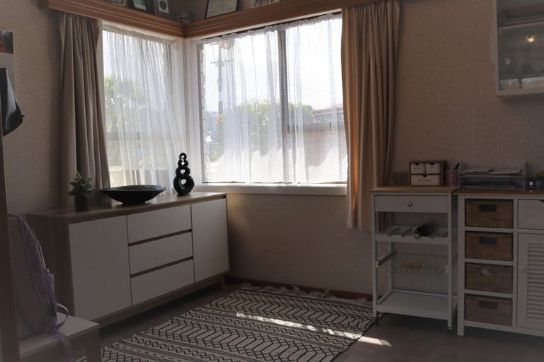 Photo of property in 9 Station Road, Puriri, Thames, 3578