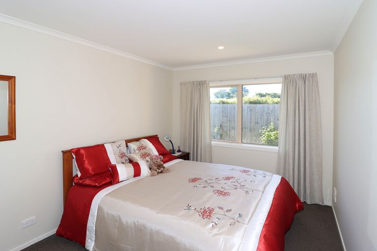 Photo of property in 4 Madison Street, Carterton, 5713