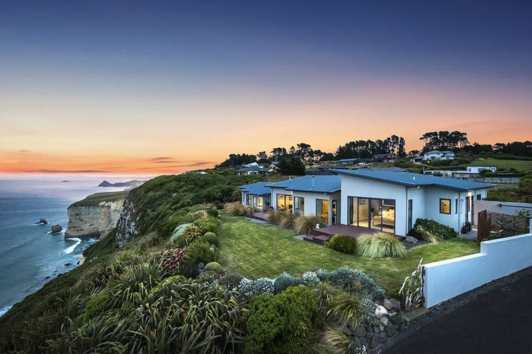 Photo of property in 25 Highgrove, Saint Clair, Dunedin, 9012